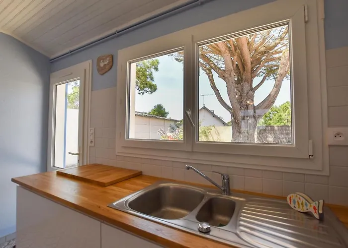 Semesterbostad Maison De La Plage, Charme Et Soleil *